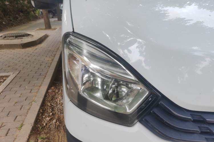 Used Iveco Eurocargo  Right Front Headlight