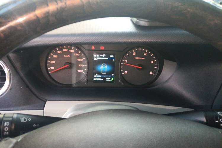 Used Iveco Eurocargo  Instrument Cluster