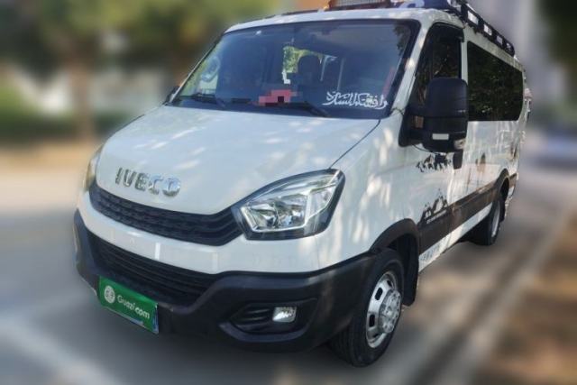 Używany Iveco Eurocargo Iveco, 5 seats, 2.0-liter manual, diesel, domestically produced