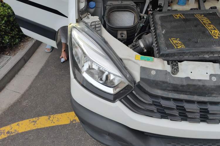 Used Iveco Eurocargo  Engine Bay Right