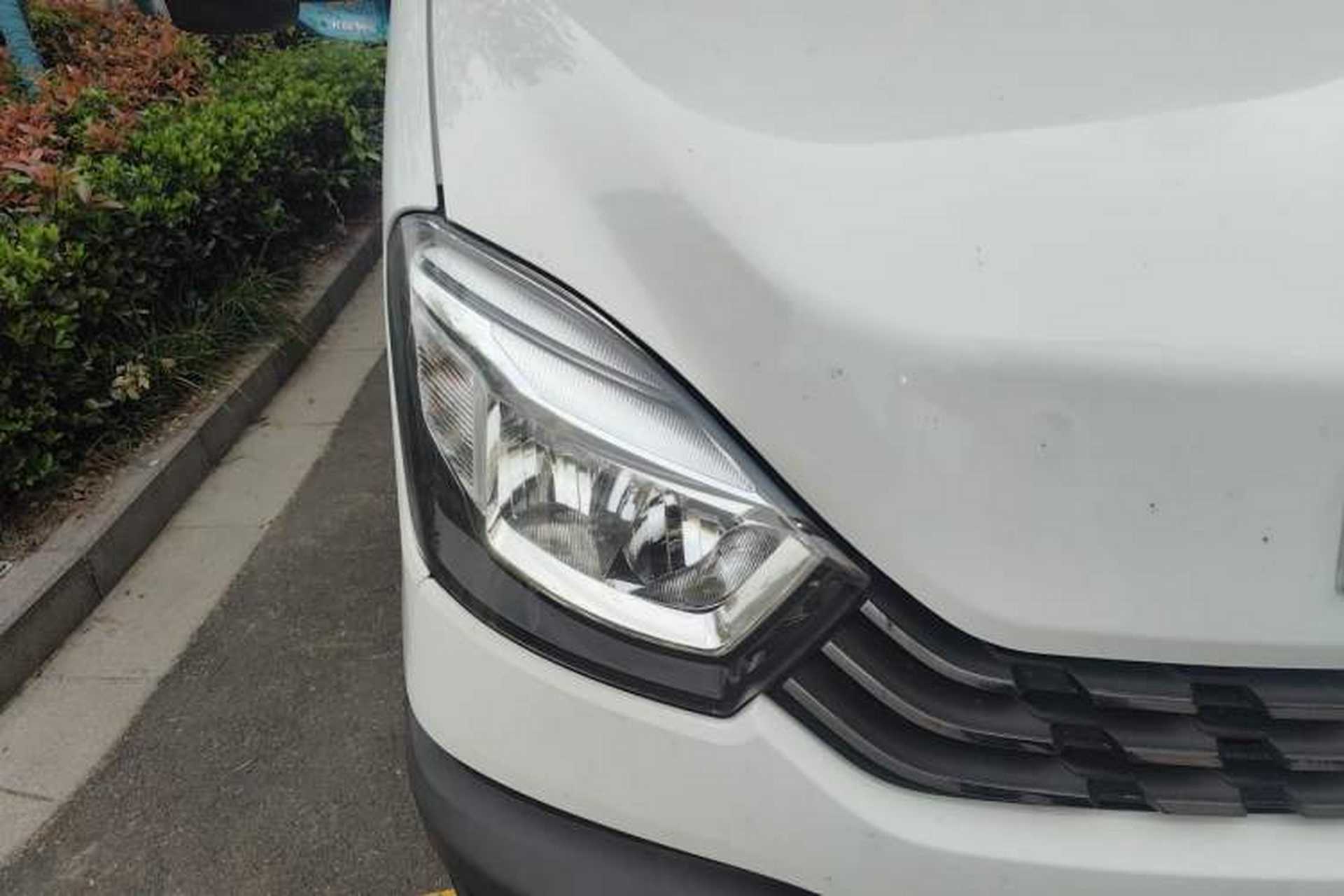 Used Iveco Eurocargo  Right Front Headlight