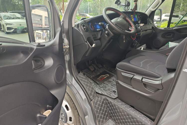 Used Iveco Eurocargo  Driver Seat