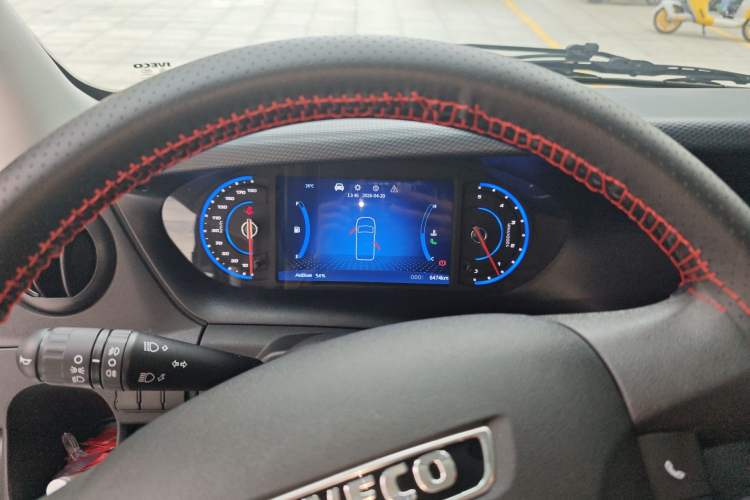 Used Iveco Eurocargo  Instrument Cluster