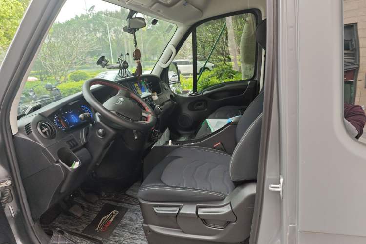 Used Iveco Eurocargo  Left Front Seat