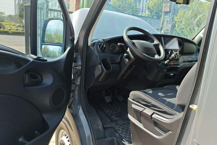 Used Iveco Eurocargo  Driver Seat