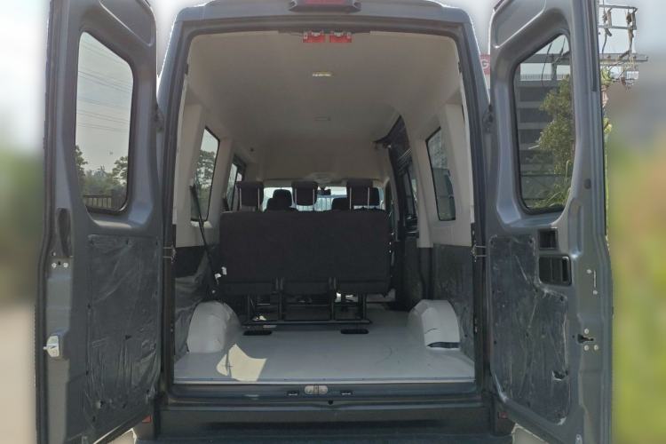Used Iveco Eurocargo  Trunk