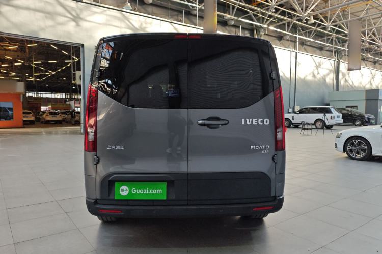 Used Iveco Fidato 2023 C30 Passenger Van 2.0T 93kW Manual Transmission Xingtu Edition Low Roof Exterior 5