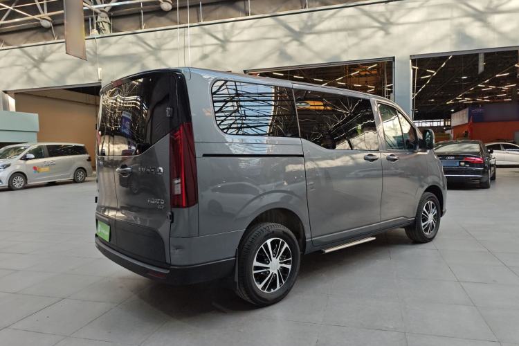 Used Iveco Fidato 2023 C30 Passenger Van 2.0T 93kW Manual Transmission Xingtu Edition Low Roof Exterior 6