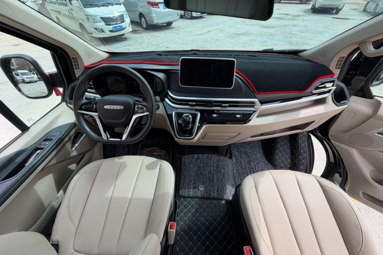 Used Iveco Fidato 2023 B33 Passenger Bus 2.0T 110 kW Manual Transmission Starlight Edition High Roof Interior 1