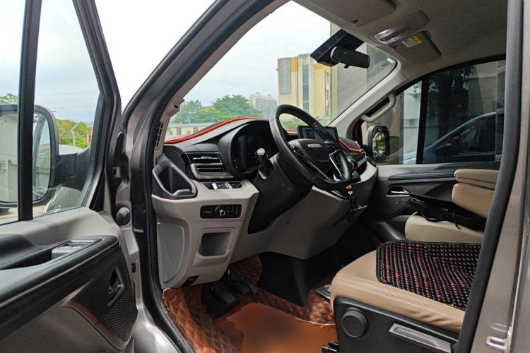 Used Iveco Fidato 2023 C30 Passenger Van 2.0T 93kW Manual Transmission Xingtu Edition Low Roof Driver Seat