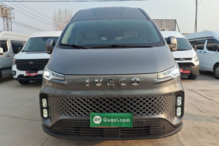 Used Iveco Fidato 2023 B33 Passenger Bus 2.0T 110 kW Automatic Starlight Edition High Roof Exterior 1