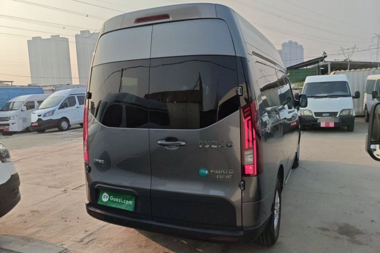 Used Iveco Fidato 2023 B33 Passenger Bus 2.0T 110 kW Automatic Starlight Edition High Roof Exterior 5
