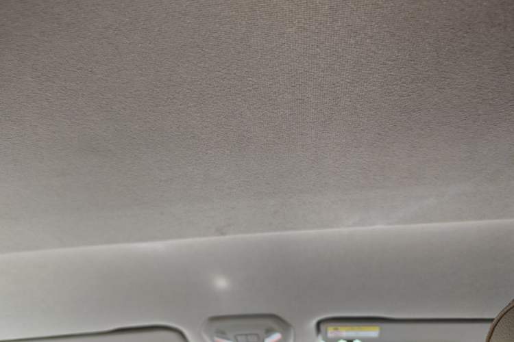 Used Iveco Fidato 2023 C30 Passenger Van 2.0T 93kW Manual Transmission Xingtu Edition Low Roof Headliner