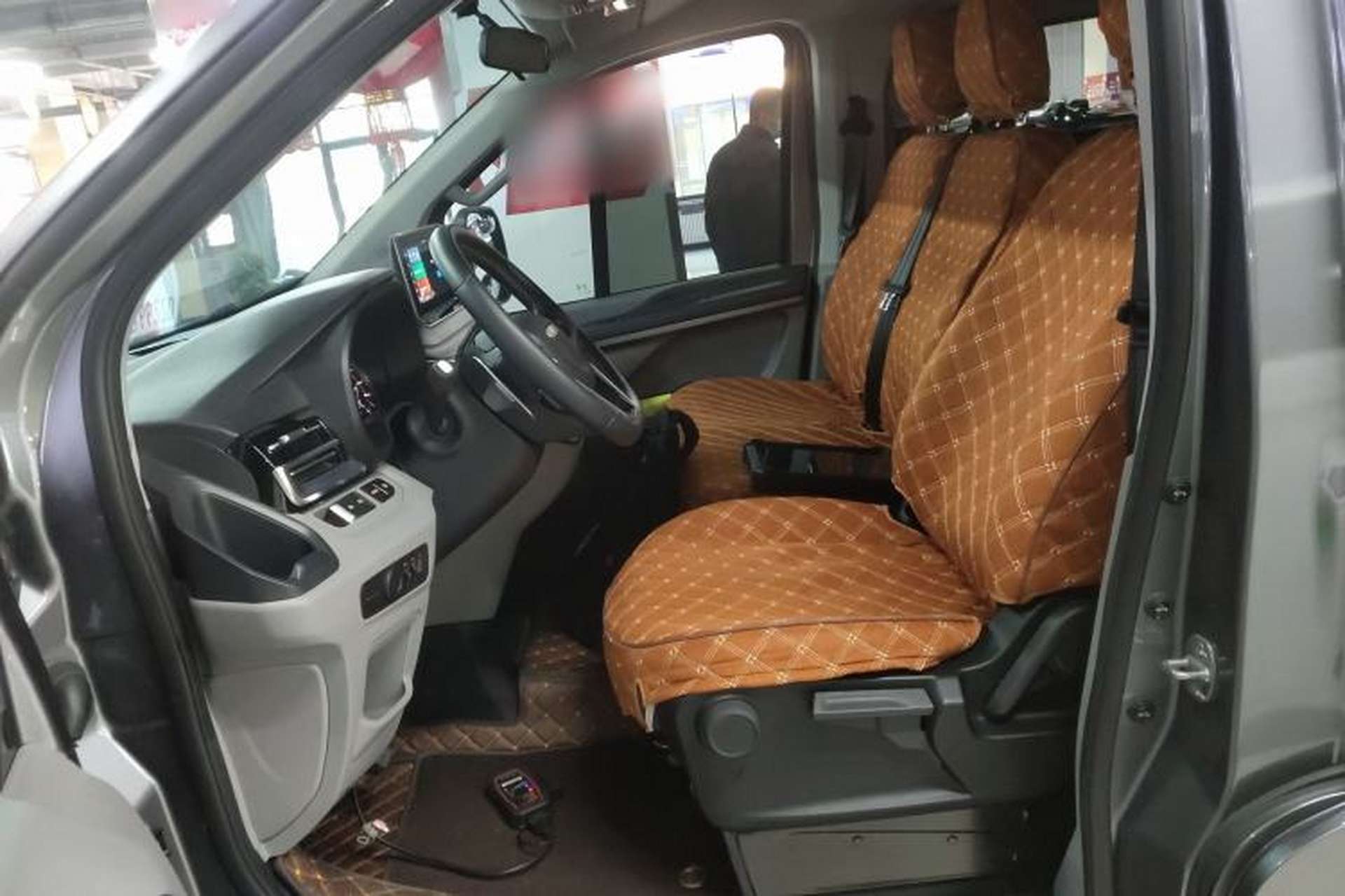 Used Iveco Fidato 2023 C30 Passenger Van 2.0T 110kW Automatic Xingtu Version Low Roof Left Front Seat