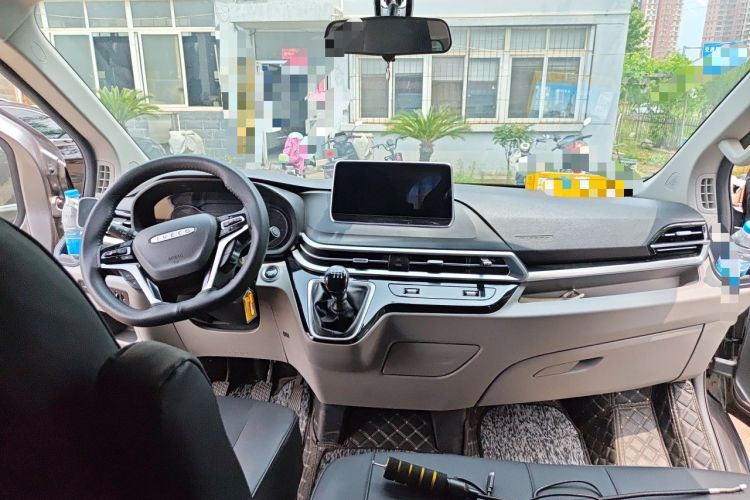 Used Iveco Fidato 2023 C30 Passenger Van 2.0T 93kW Manual Transmission Xingtu Edition Low Roof Center Console