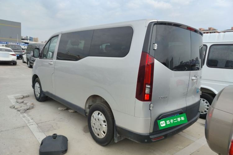 Used Iveco Fidato 2023 C30 Passenger Van 2.0T 93kW Manual Transmission Xingtu Edition Low Roof Exterior 2