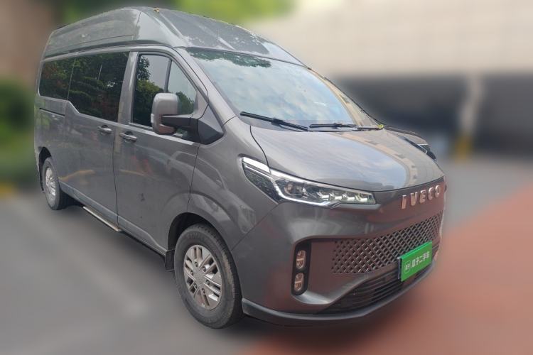 Used Iveco Fidato 2023 B33 Passenger Bus 2.0T 110 kW Manual Transmission Starlight Edition High Roof Front Right 45 Deg