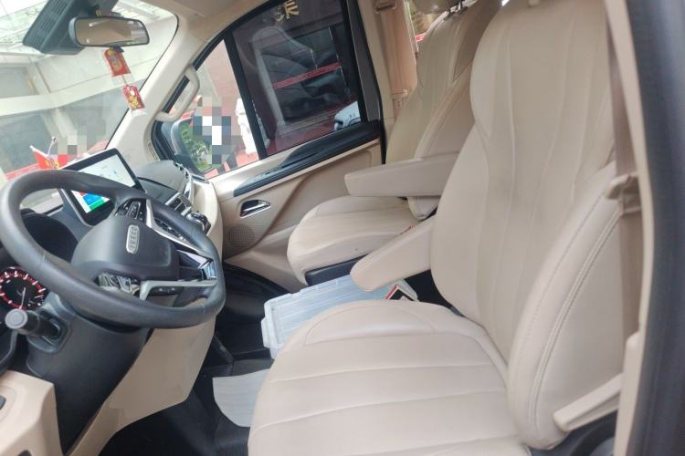 Used Iveco Fidato 2023 B33 Passenger Bus 2.0T 110 kW Manual Transmission Starlight Edition High Roof Left Front Seat