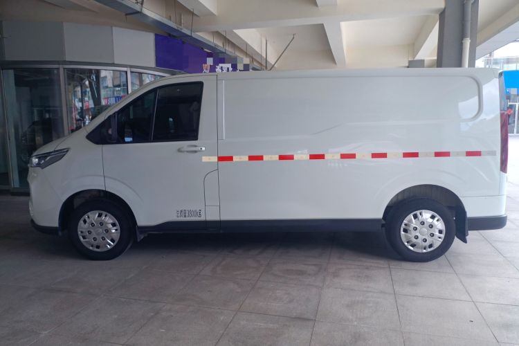 Used Iveco Fidato 2023 V33 Van 2.0T 93kW Manual - Starway Edition Low Roof Exterior 3