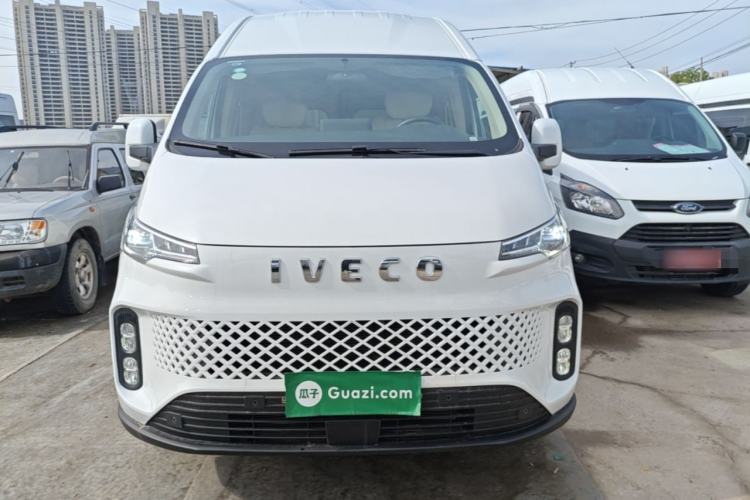 Used Iveco Fidato 2023 B33 Passenger Bus 2.0T 110 kW Automatic Starlight Edition High Roof Front