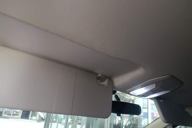 Used Iveco Fidato 2023 V33 Van 2.0T 93kW Manual - Starway Edition Low Roof Headliner