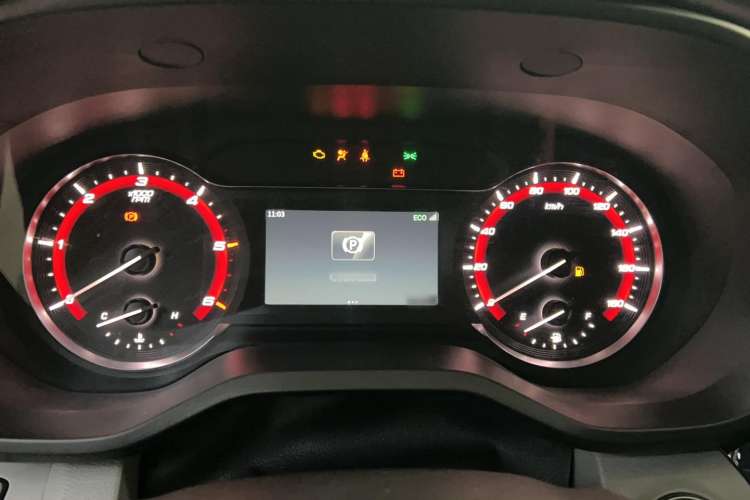 Used Iveco Fidato 2023 C30 Passenger Van 2.0T 93kW Manual Transmission Xingtu Edition Low Roof Instrument Cluster