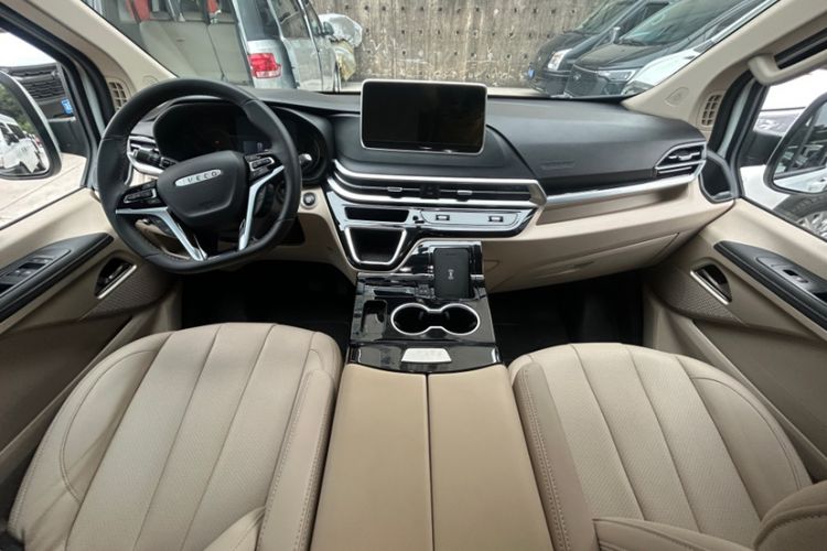 Used Iveco Fidato 2023 C30 Passenger Van 2.0T 110kW Automatic Xingtu Version Low Roof Interior 1