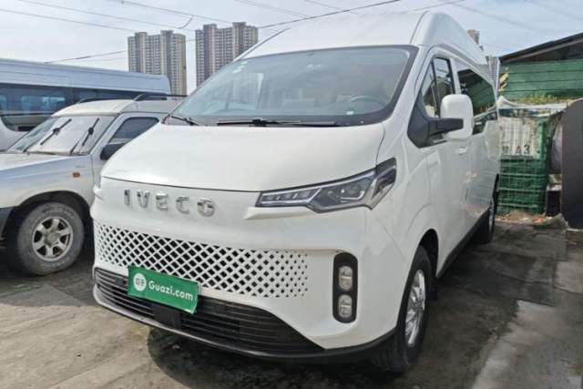 Used Iveco Fidato 2023 B33 Passenger Bus 2.0T 110 kW Automatic Starlight Edition High Roof