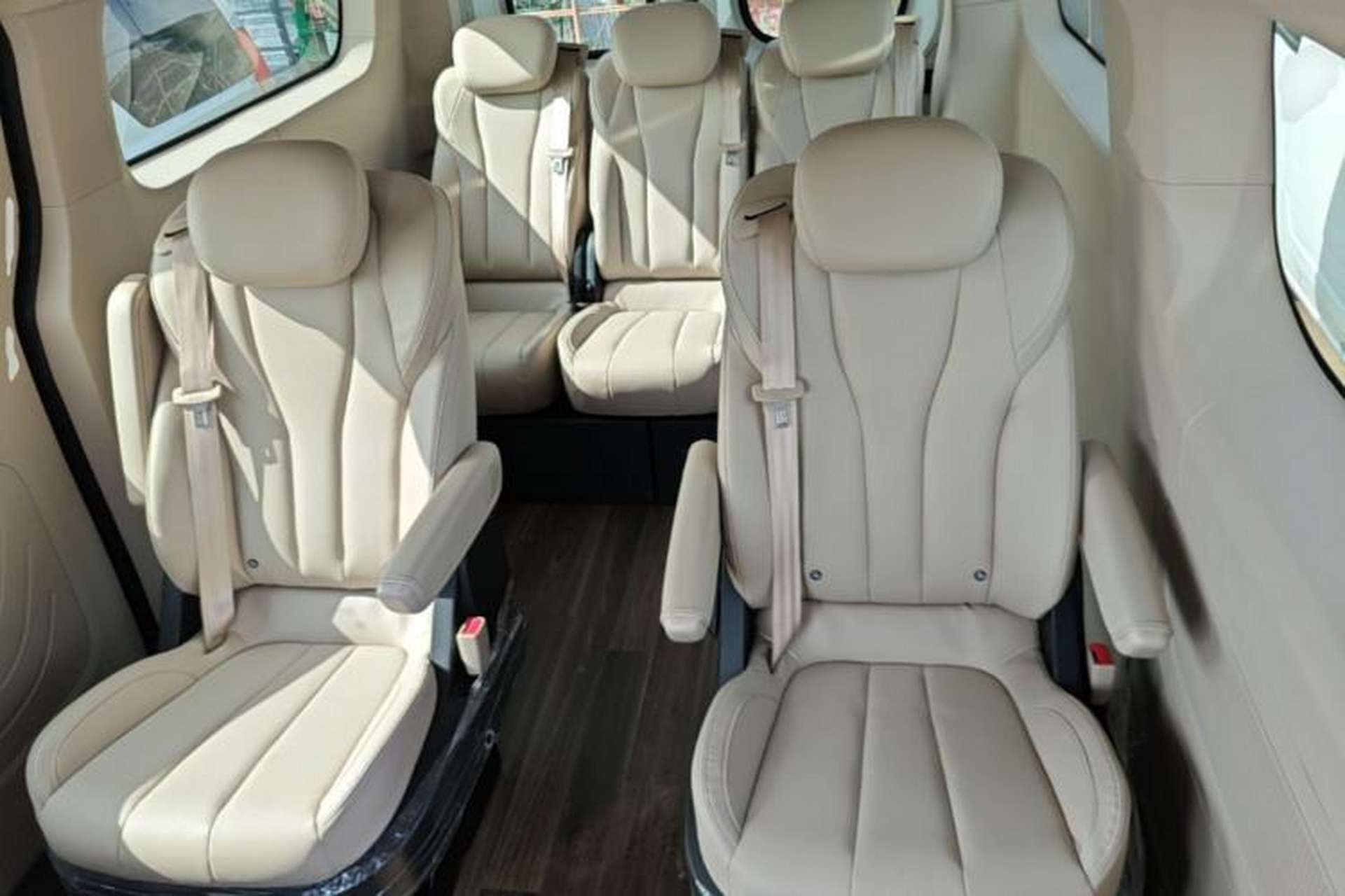 Used Iveco Fidato 2023 B33 Passenger Bus 2.0T 110 kW Automatic Starlight Edition High Roof Left Rear Seat