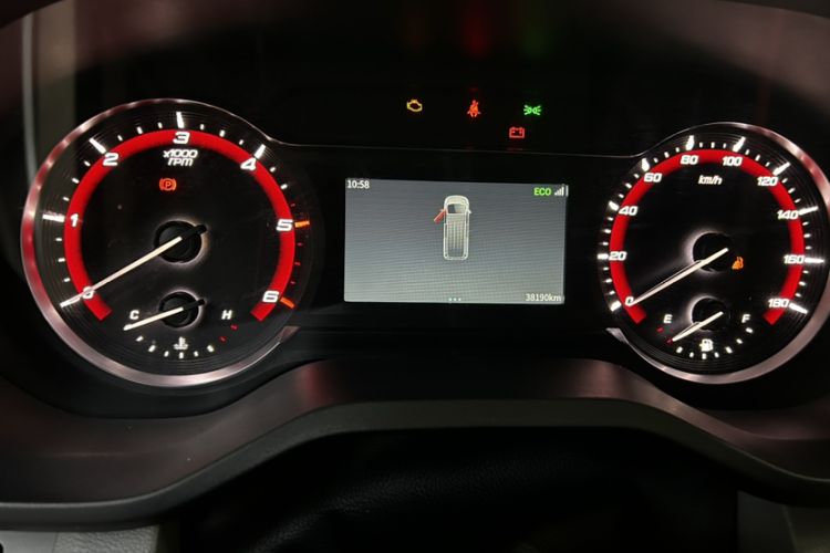 Used Iveco Fidato 2023 C30 Passenger Van 2.0T 93kW Manual Transmission Xingtu Edition Low Roof Odometer Close Up