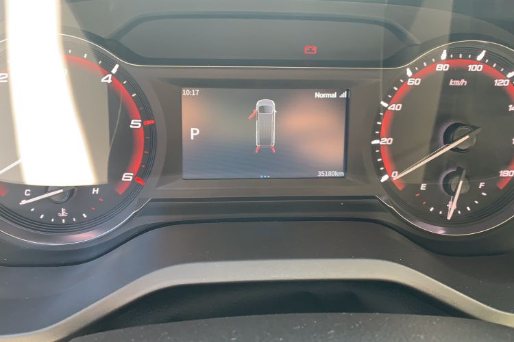 Used Iveco Fidato 2023 C30 Passenger Van 2.0T 110kW Automatic Xingtu Version Low Roof Odometer Close Up