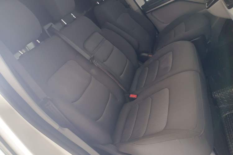 Used Iveco Fidato 2023 V33 Van 2.0T 93kW Manual - Starway Edition Low Roof Right Front Seat