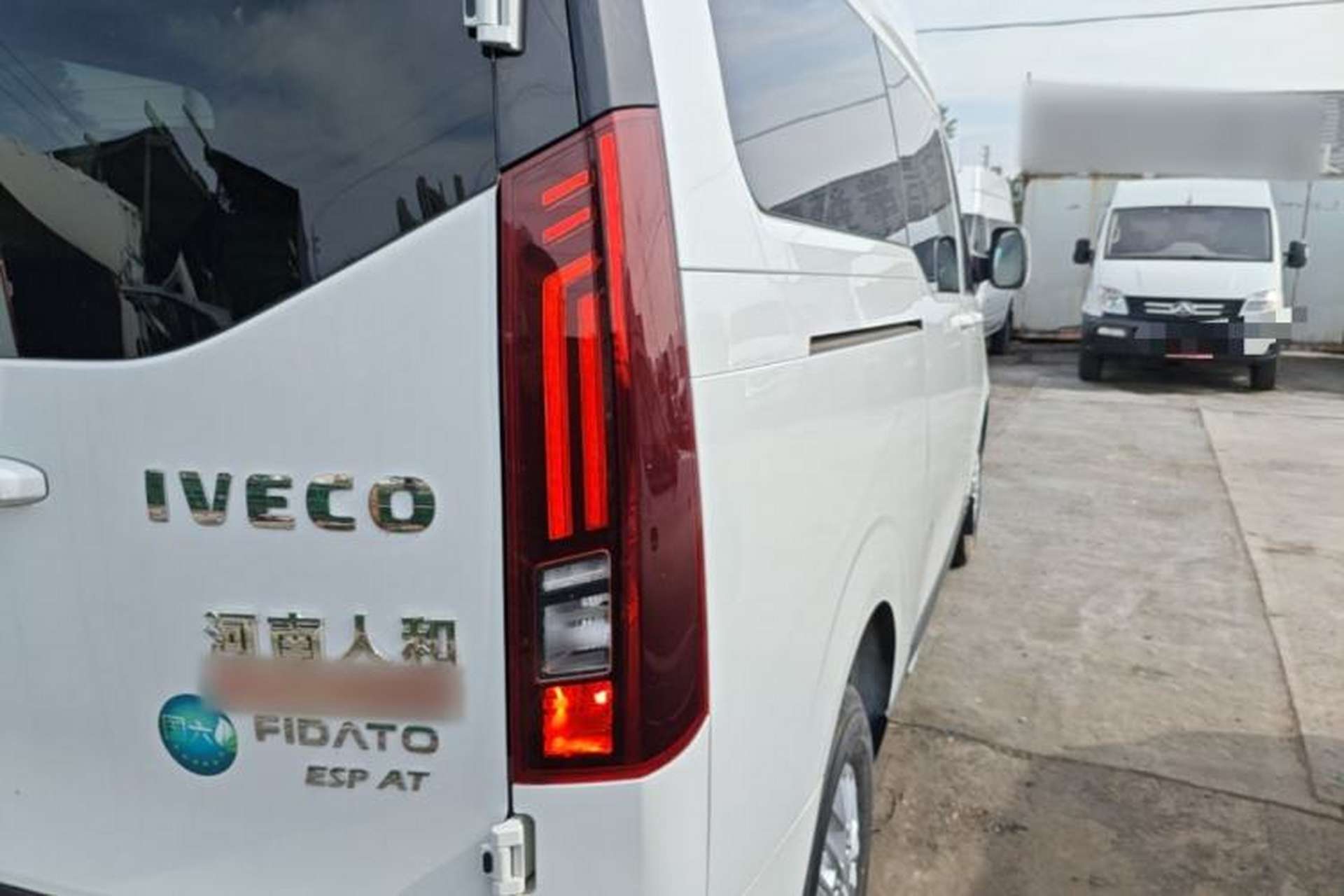 Used Iveco Fidato 2023 B33 Passenger Bus 2.0T 110 kW Automatic Starlight Edition High Roof Right Rear Taillight