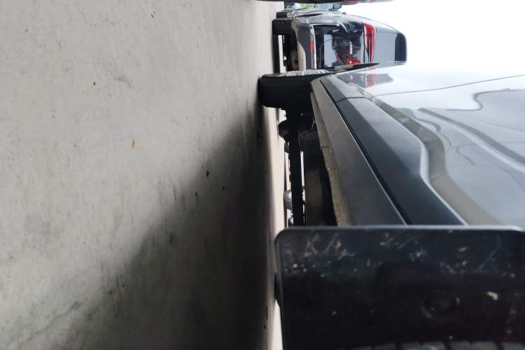 Used Iveco Fidato 2023 C30 Passenger Van 2.0T 93kW Manual Transmission Xingtu Edition Low Roof Right Side Sill