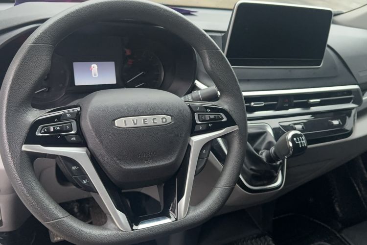 Used Iveco Fidato 2023 V33 Van 2.0T 93kW Manual - Starway Edition Low Roof Steering Wheel