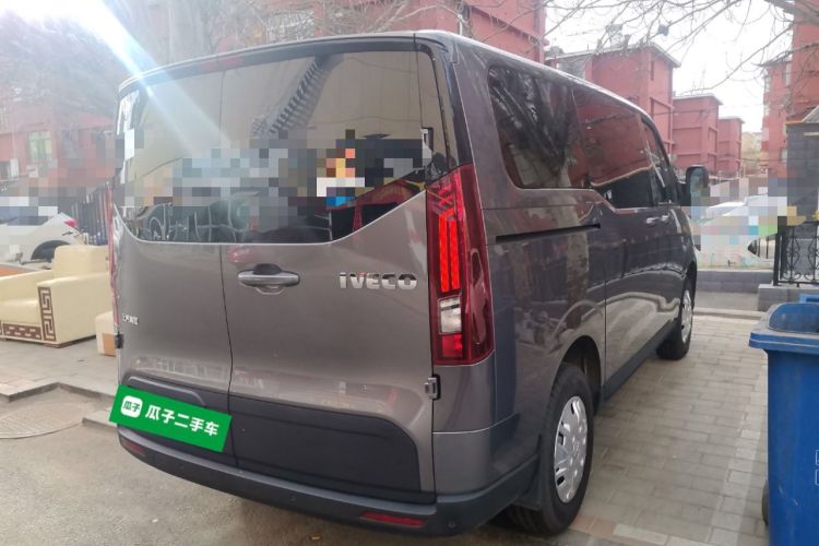 Used Iveco Fidato 2025 C30 Passenger Van 2.0T 110 kW Automatic – Xingtu Edition Rear Right 45 Deg