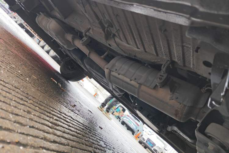 Used Iveco Fidato 2025 C30 Passenger Van 2.0T 93kW Manual – Xingtu Edition Chassis Front Right