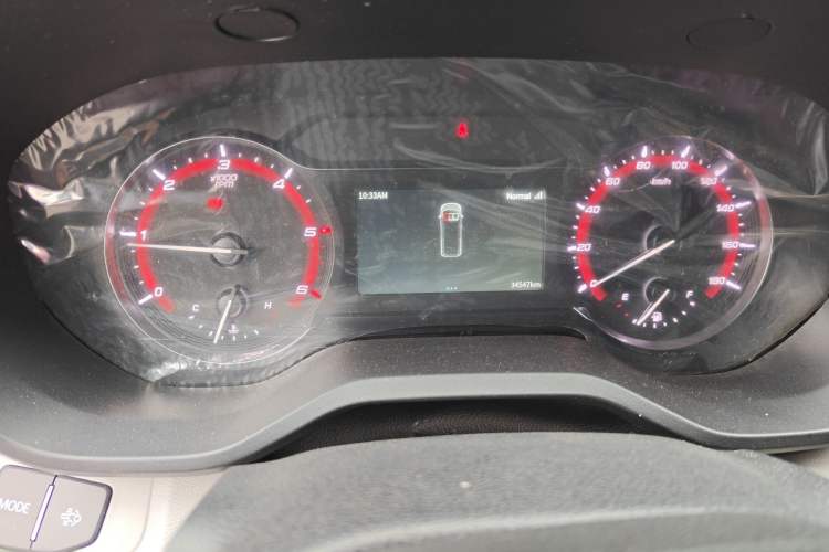 Used Iveco Fidato 2025 C30 Passenger Van 2.0T 93kW Manual – Xingtu Edition Instrument Cluster