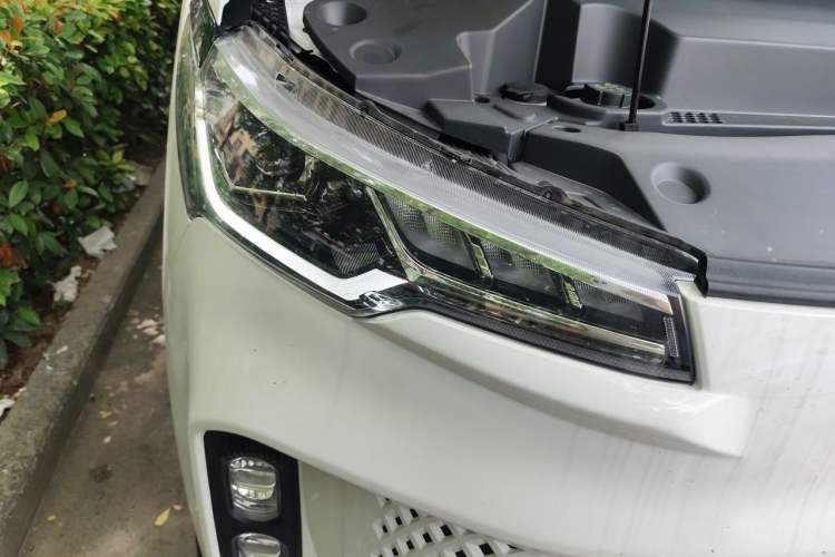 Used Iveco Fidato 2025 Multi-Purpose Passenger Vehicle 77 kWh Standard Wheelbase Low Roof 5-9 Seats Right Front Headlight