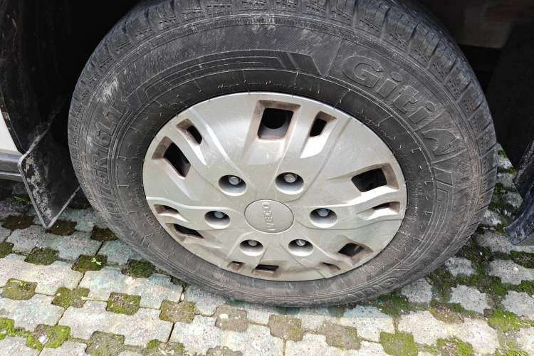 Used Iveco Fidato 2025 Multi-Purpose Passenger Vehicle 77 kWh Standard Wheelbase Low Roof 5-9 Seats Right Front Wheel Hub
