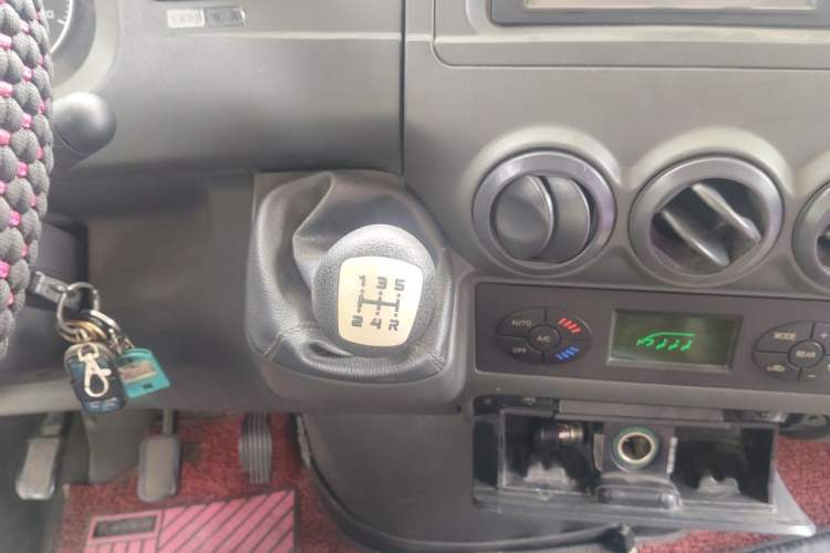 Used Iveco Power Daily 2009 3.0T A42 Base Version with High Roof Gear Lever