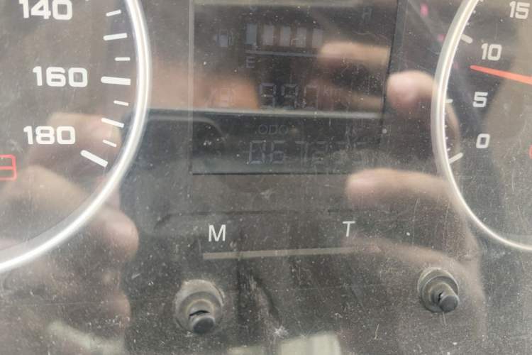 Used Iveco Power Daily 2009 3.0T A42 Base Version with High Roof Odometer Close Up