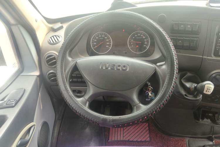 Used Iveco Power Daily 2009 3.0T A42 Base Version with High Roof Steering Wheel