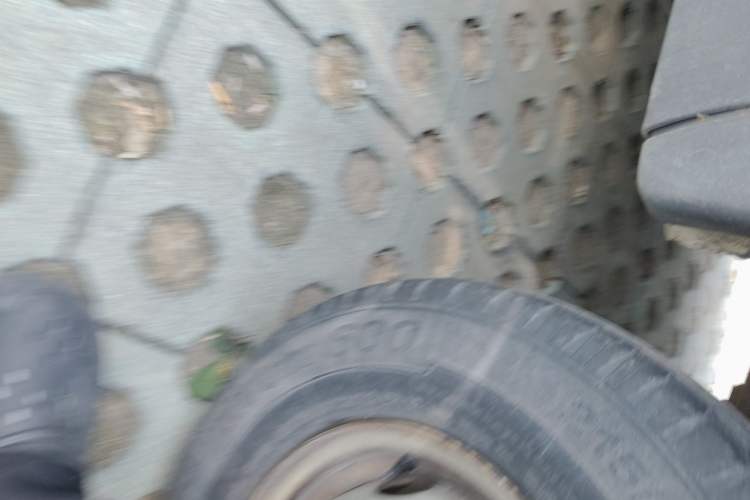 Used Iveco Power Daily 2012 2.5T-A32 Base Version Chassis Rear Left