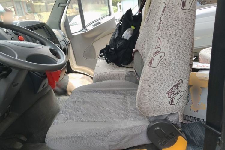 Used Iveco Power Daily 2012 2.5T-A32 Base Version Left Front Seat