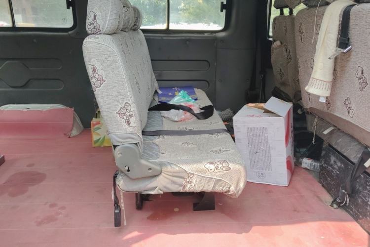 Used Iveco Power Daily 2012 2.5T-A32 Base Version Left Rear Seat