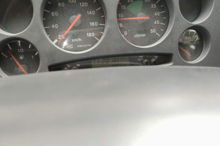 Used Iveco Power Daily 2012 2.5T-A32 Base Version Odometer Close Up