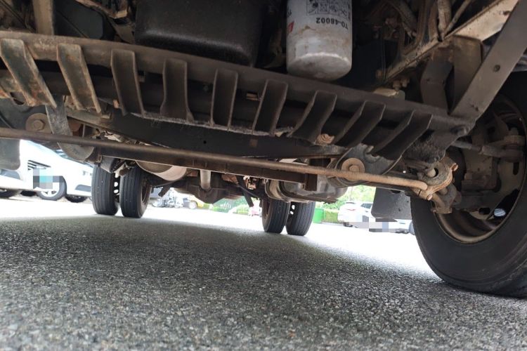 Used Iveco Power Daily 2012 2.5T-A32 Base Version Chassis Front