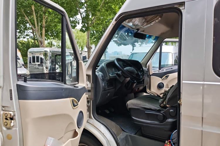 Used Iveco Power Daily 2012 2.5T-A32 Base Version Driver Seat