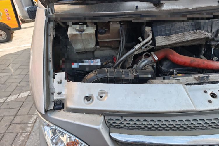 Used Iveco Power Daily 2012 2.5T-A32 Base Version Engine Bay Right